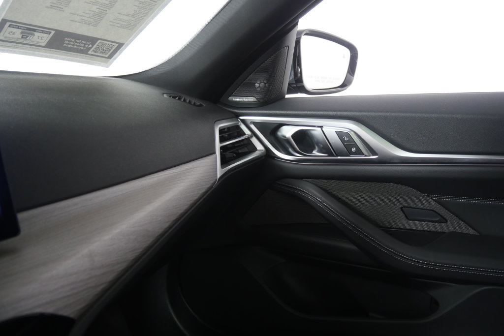 Certified 2025 BMW 430i w/ Premium Package RWD image 26