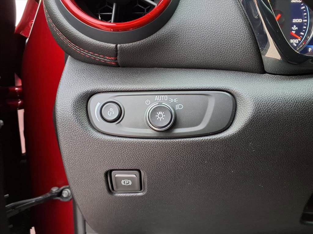 Used 2025 Chevrolet Blazer RS image 21