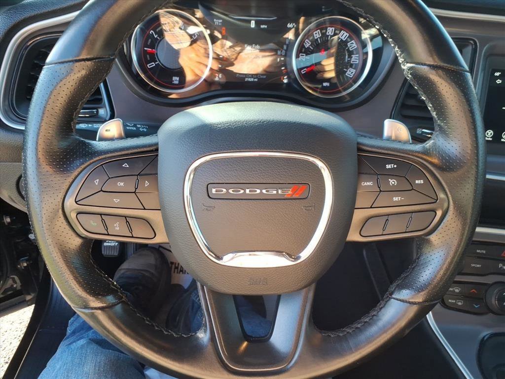 Used 2022 Dodge Challenger R/T image 18