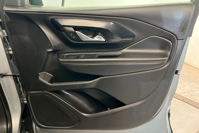 Used 2023 GMC Terrain AT4 AWD/4WD image 23