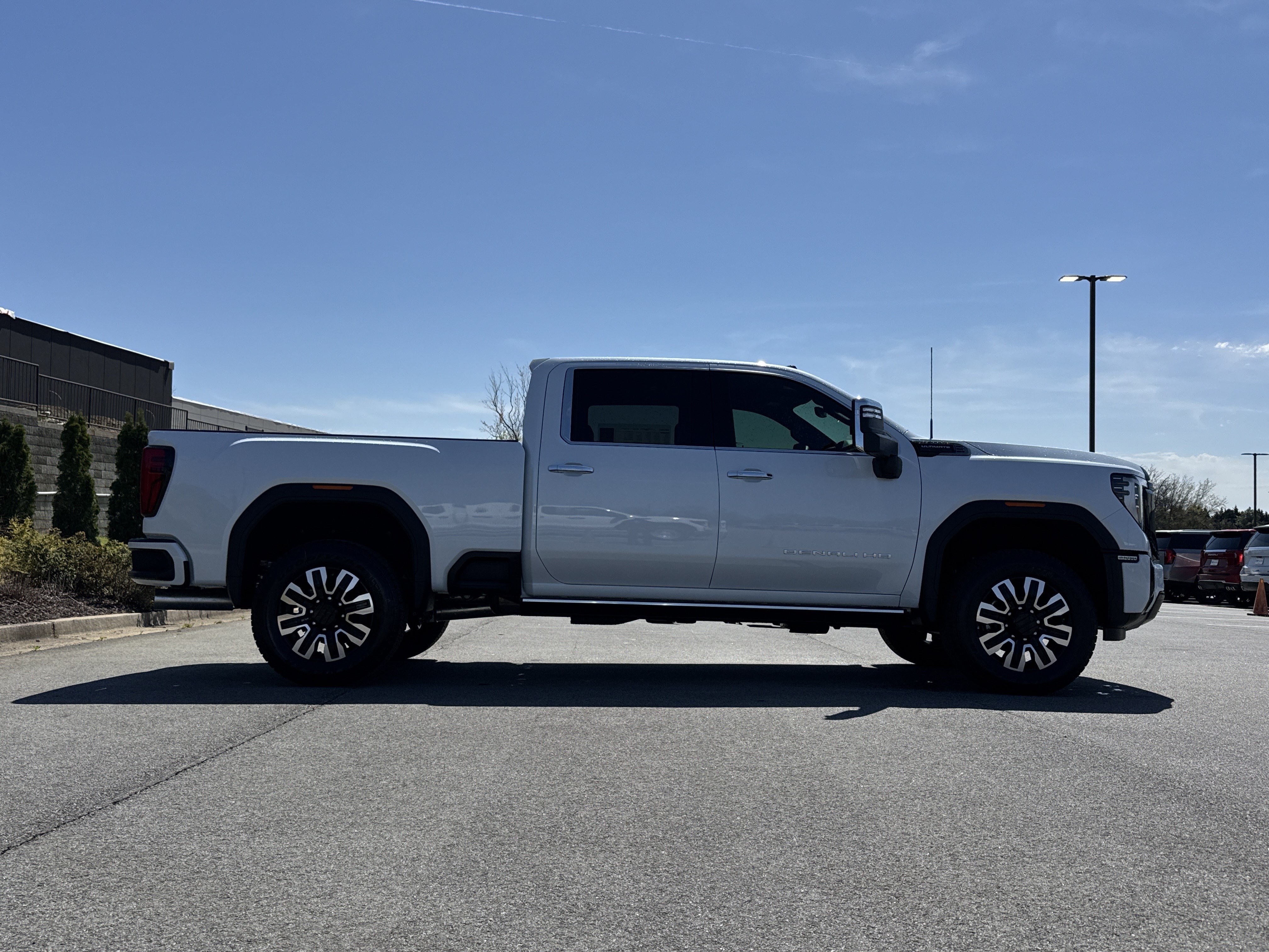 New 2026 GMC Sierra 2500 Denali Ultimate AWD/4WD image 11