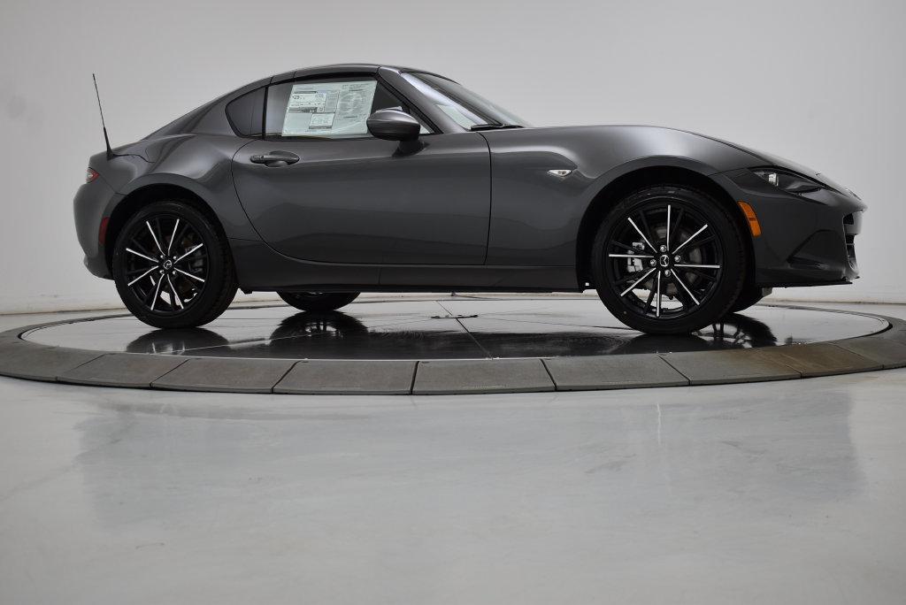 Used 2025 MAZDA MX-5 Miata RF Grand Touring RWD image 11