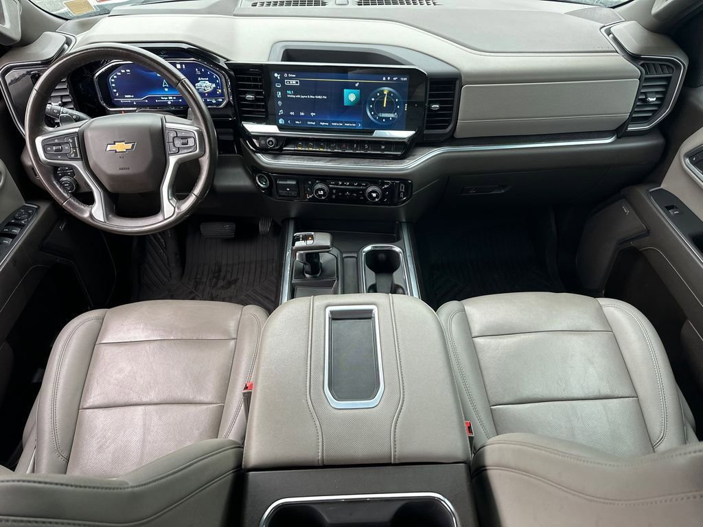 Used 2022 Chevrolet Silverado 1500 LTZ image 14