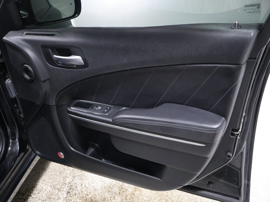 Used 2018 Dodge Charger GT image 26