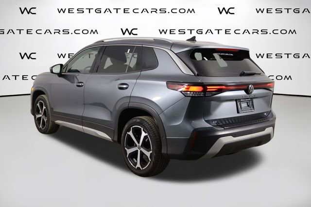 Used 2025 Volkswagen Tiguan SE AWD/4WD image 43