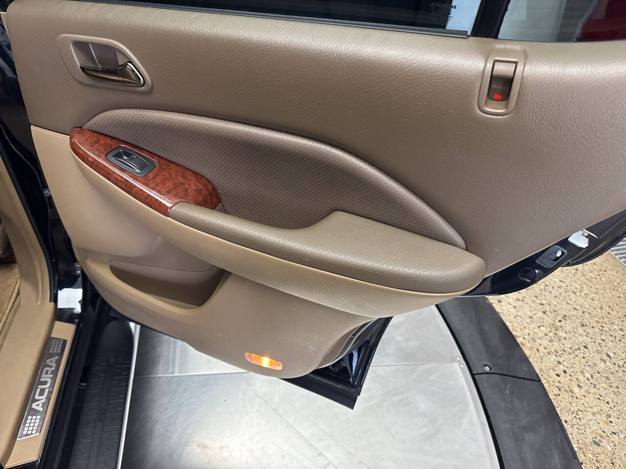 Used 2003 Acura MDX Touring AWD/4WD image 34