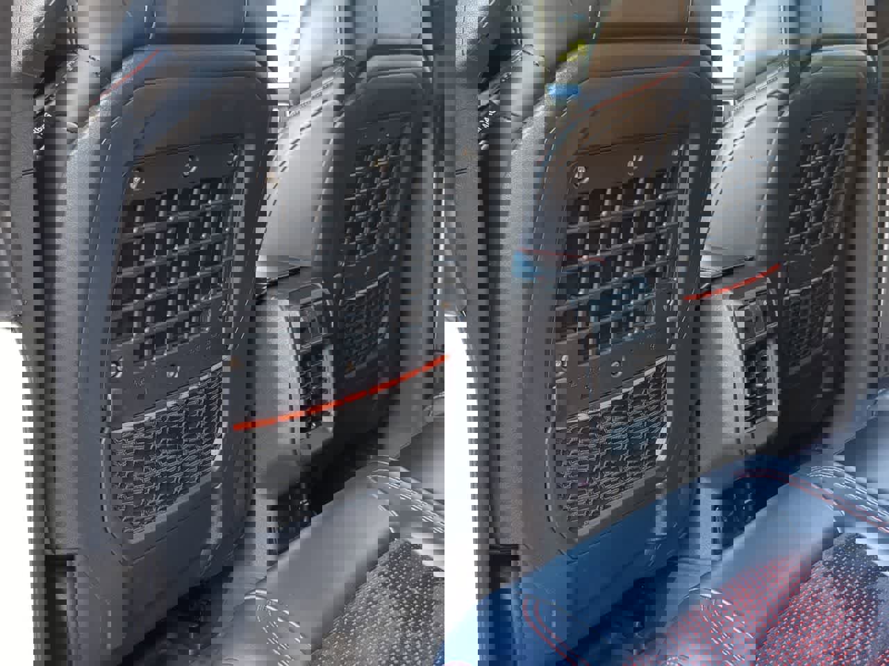 Used 2025 Ford Bronco Raptor w/ Interior Carbon Fiber Pack image 19