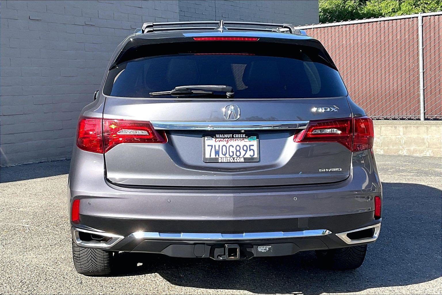 Used 2017 Acura MDX SH-AWD w/ Advance Package image 3