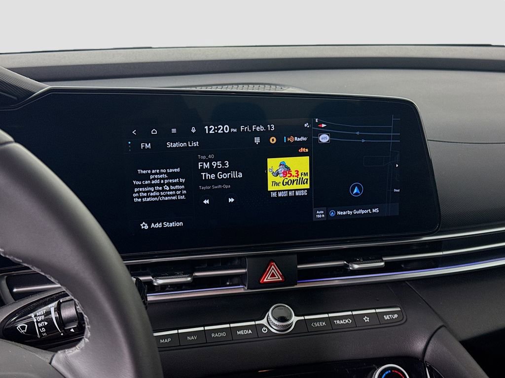 Certified 2025 Hyundai Elantra Limited image 15