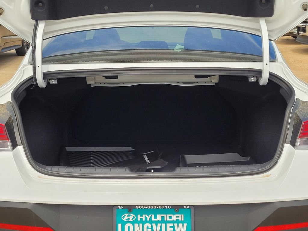 New 2026 Hyundai Elantra Blue FWD image 8