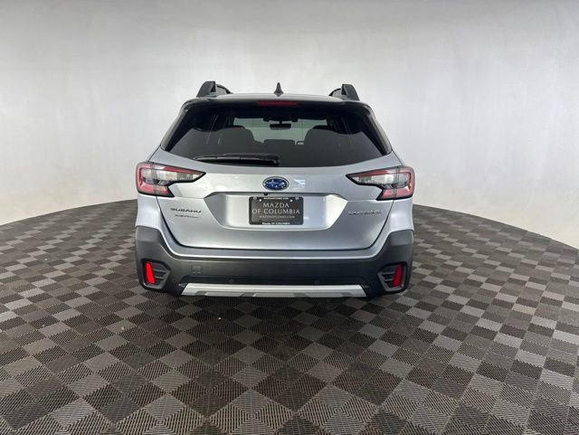Used 2022 Subaru Outback Limited AWD/4WD image 6