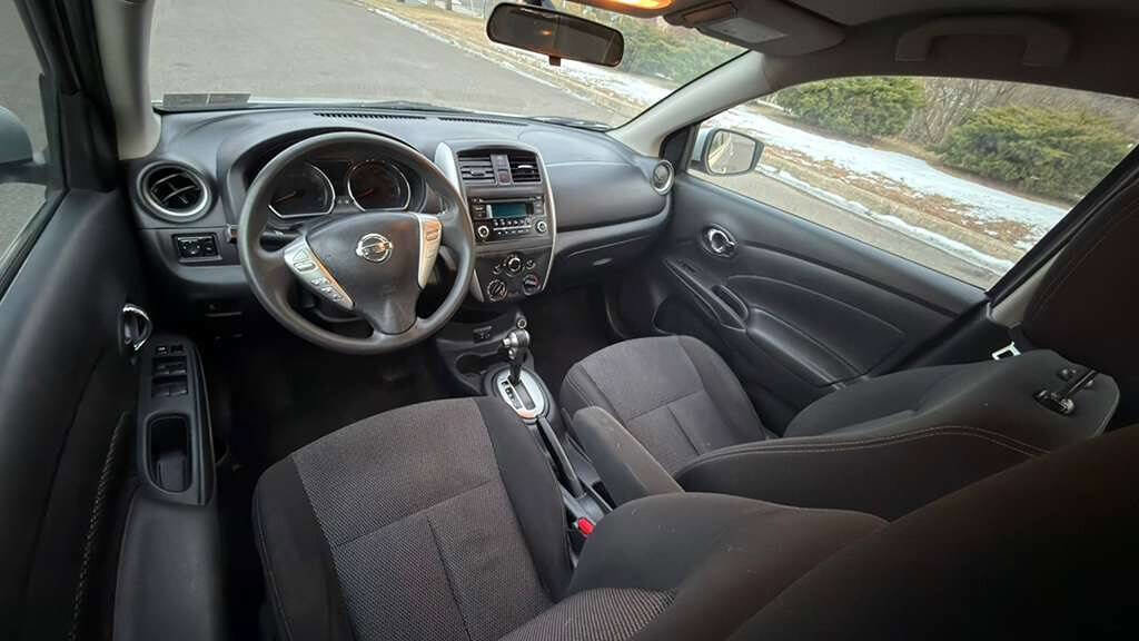 Used 2018 Nissan Versa SV image 17