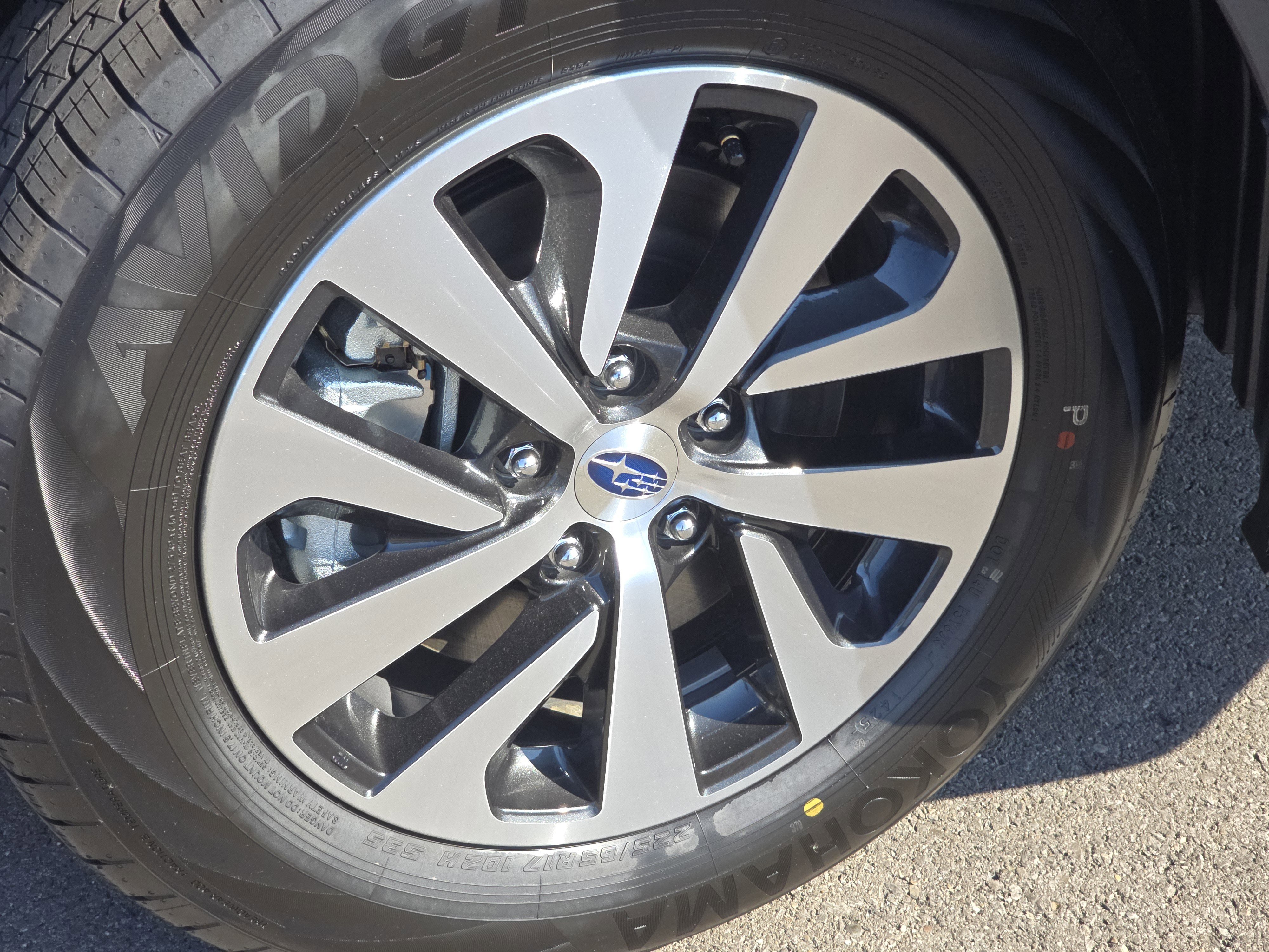 New 2025 Subaru Outback Premium image 13