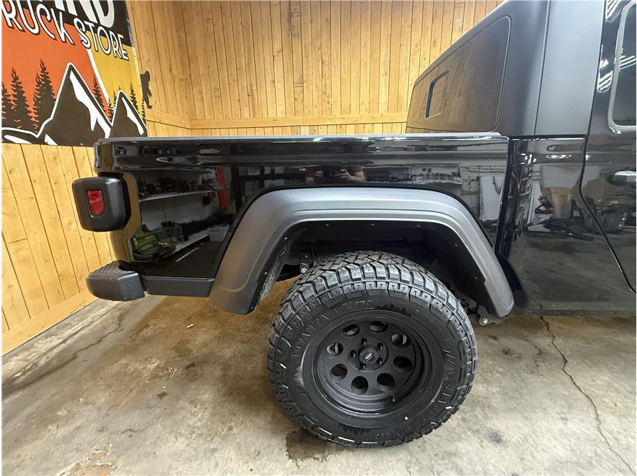 Used 2024 Jeep Gladiator Sport image 6