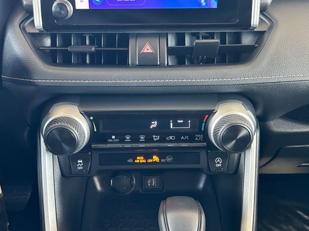 Used 2024 Toyota RAV4 LE image 15