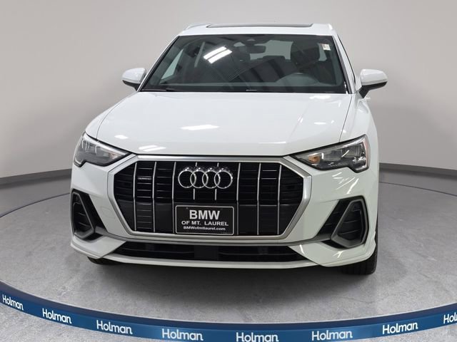 Used 2021 Audi Q3 2.0T Premium w/ Convenience Package AWD/4WD image 3