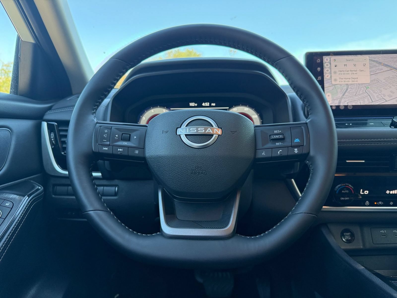 Used 2026 Nissan Rogue SL FWD image 30