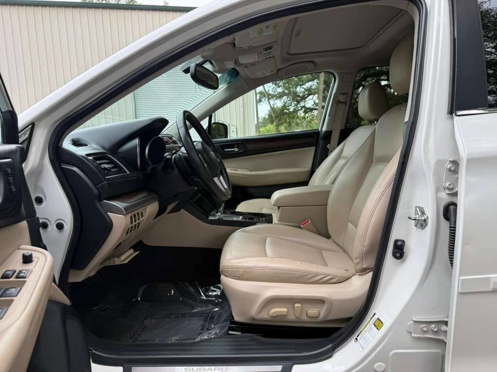 Used 2015 Subaru Outback 2.5i Limited AWD/4WD image 9