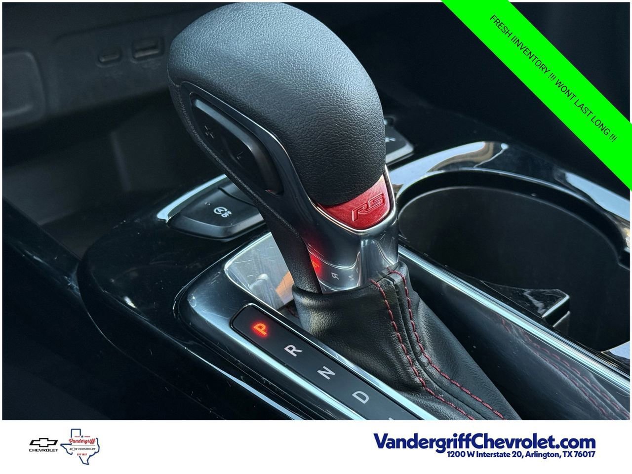 Used 2024 Chevrolet Trax RS FWD image 15