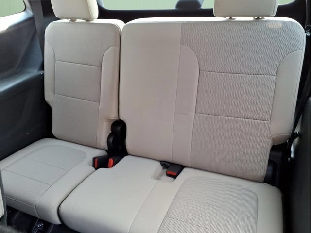 Used 2023 Chevrolet Traverse LS w/ Safety Package FWD image 13