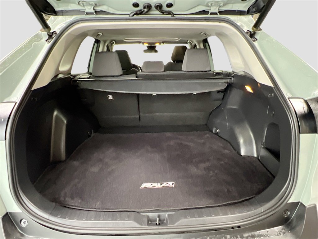 Used 2019 Toyota RAV4 XLE image 25