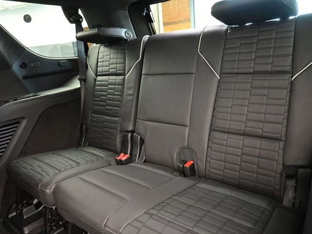 New 2026 Cadillac Escalade Platinum Sport w/ LPO, ONYX Package AWD/4WD image 14
