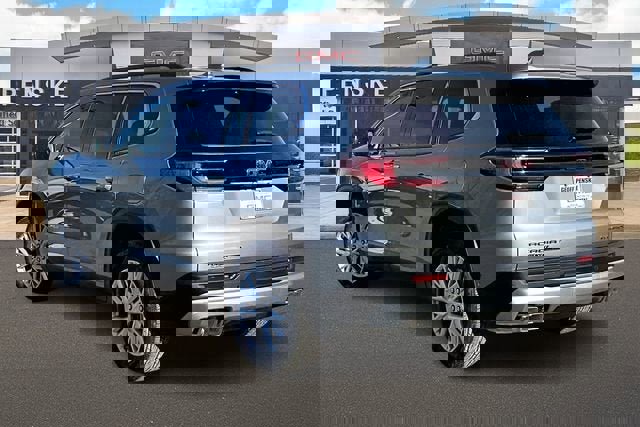 New 2026 GMC Acadia Elevation w/ Super Cruise Package image 3