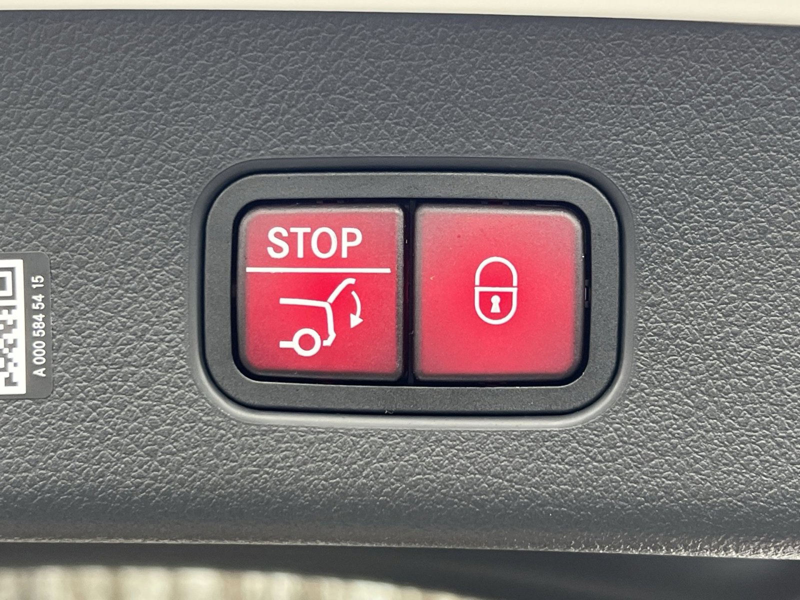 New 2026 Mercedes-Benz GLC 300 4MATIC image 25