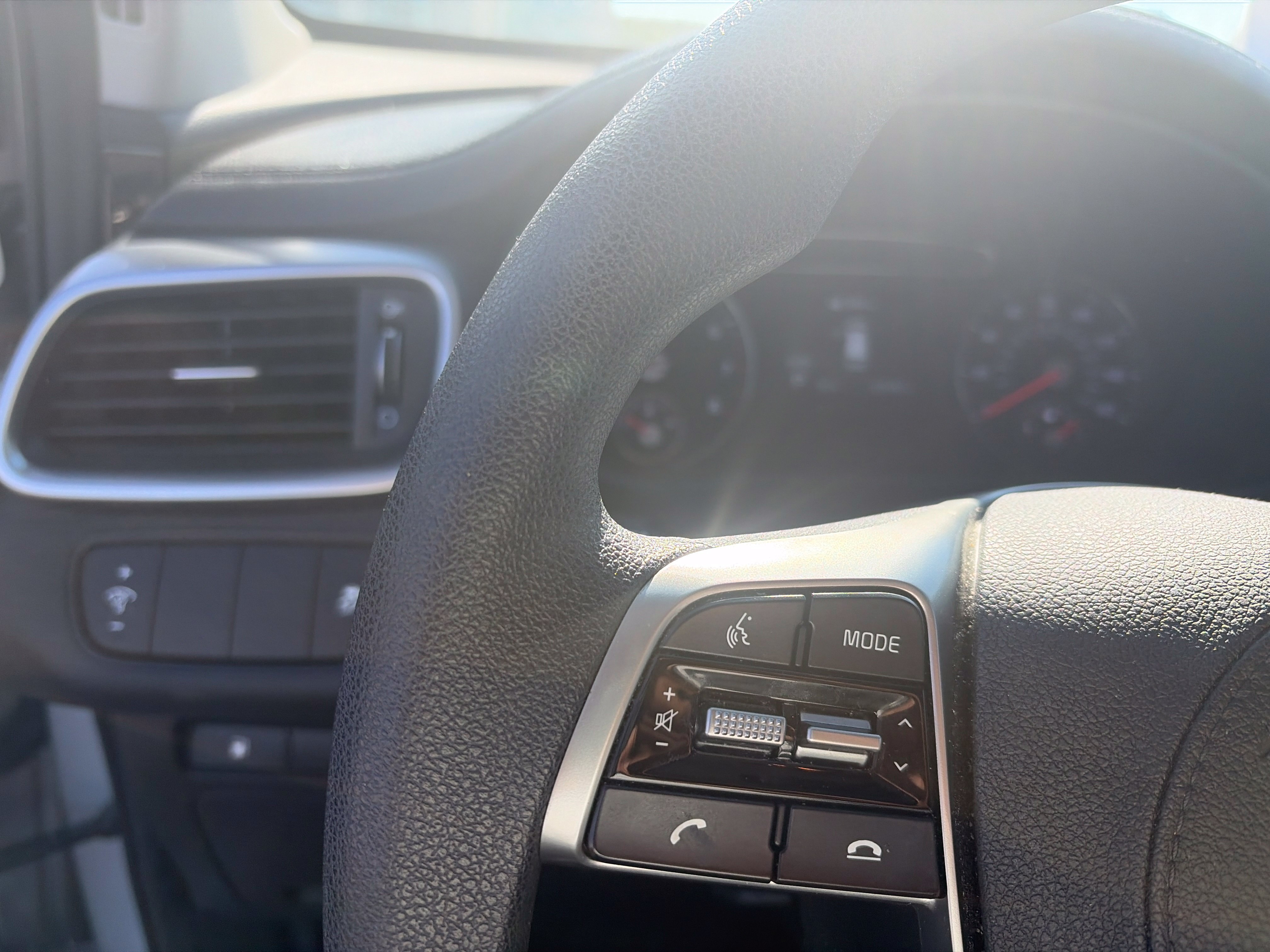 Used 2019 Kia Sorento L FWD image 20