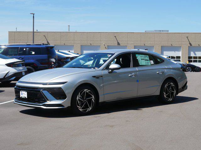 New 2026 Hyundai Sonata SEL AWD/4WD image 2