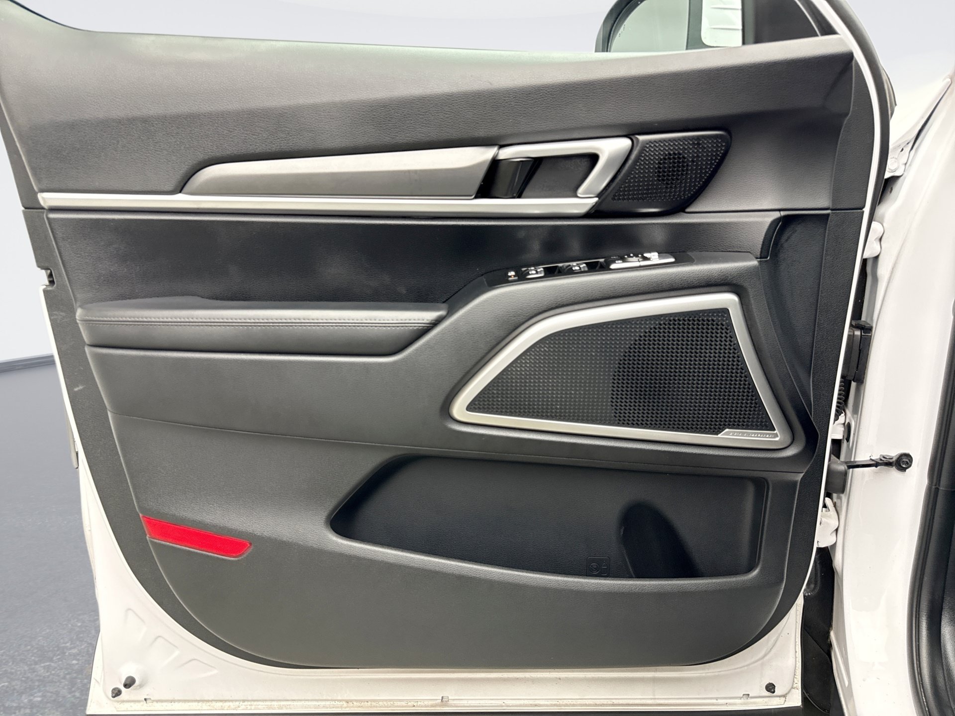 Used 2022 Kia Telluride S AWD/4WD image 9
