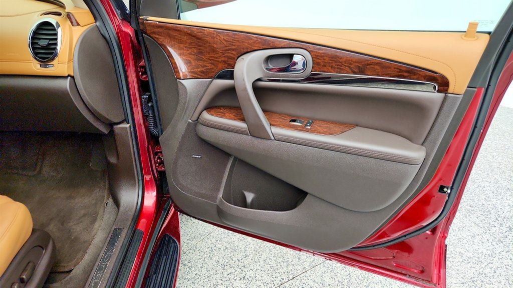 Used 2016 Buick Enclave Leather FWD image 26