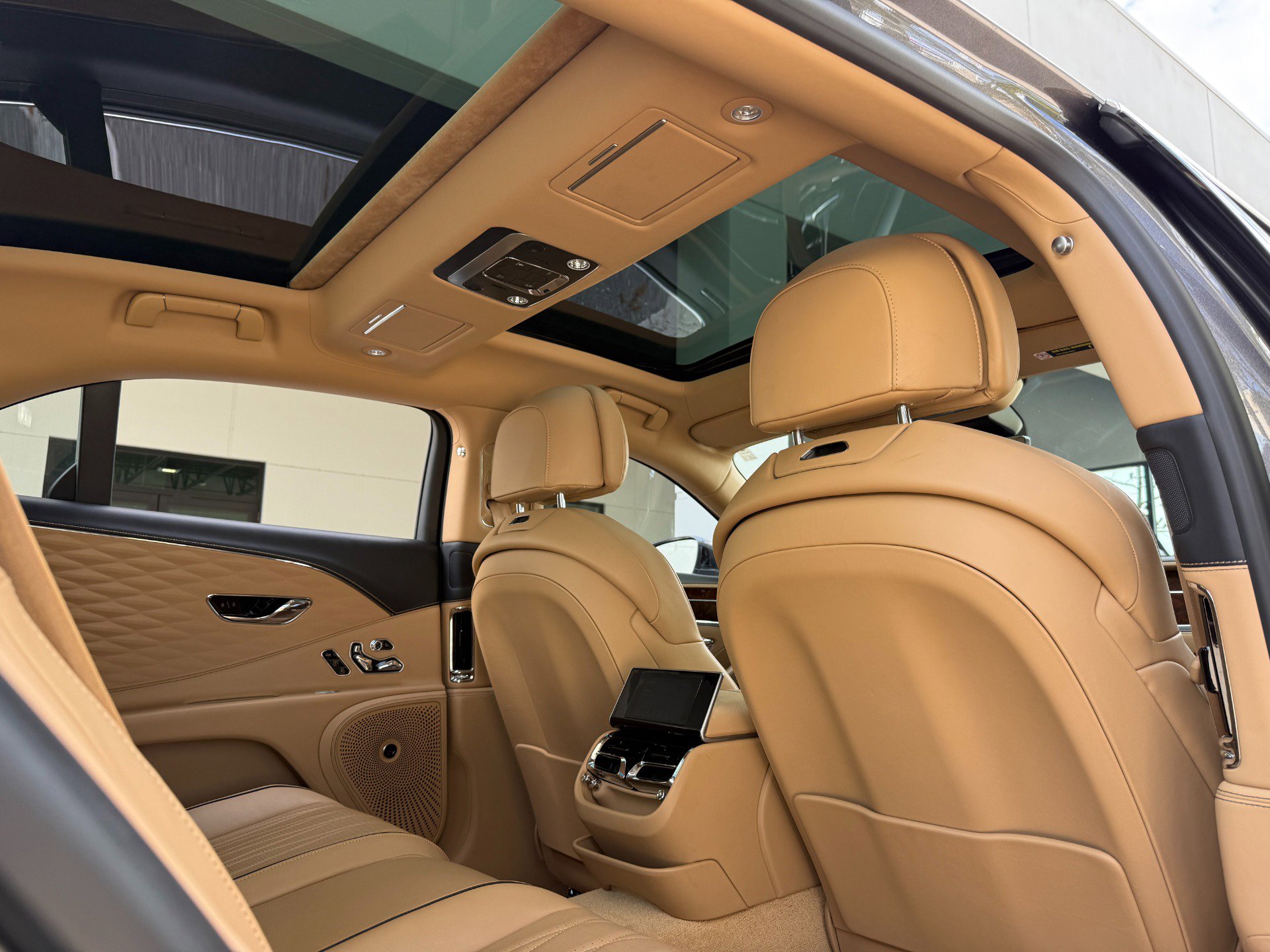 Used 2021 Bentley Flying Spur W12 AWD/4WD image 37