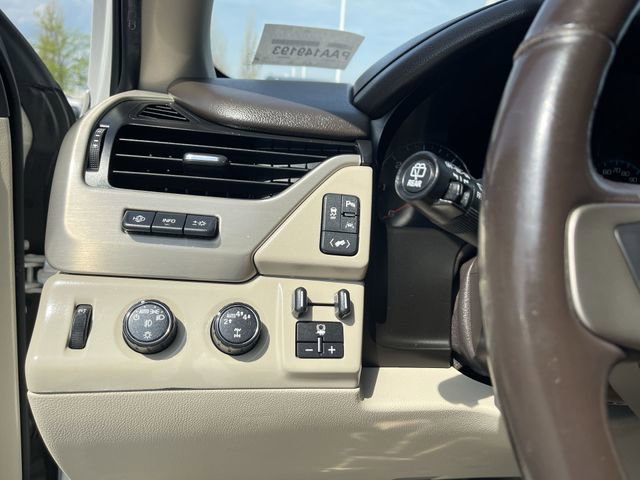 Used 2018 GMC Yukon XL Denali w/ Open Road Package AWD/4WD image 17