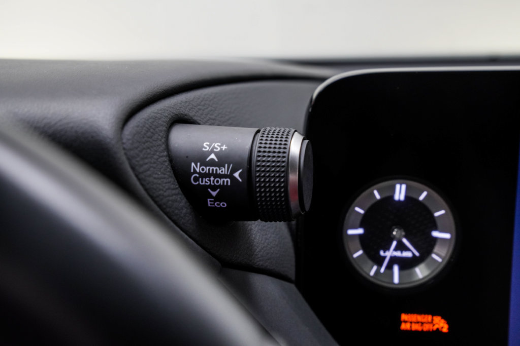 Used 2023 Lexus ES 350 F Sport w/ Accessory Package (Z2) FWD image 39