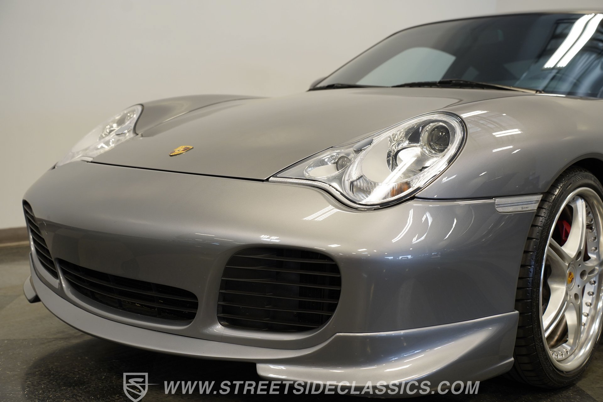 Used 2001 Porsche 911 Turbo AWD/4WD image 22