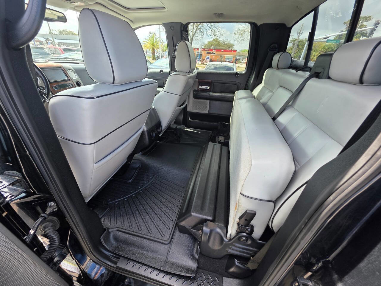 Used 2006 Lincoln Mark LT 4x4 image 11