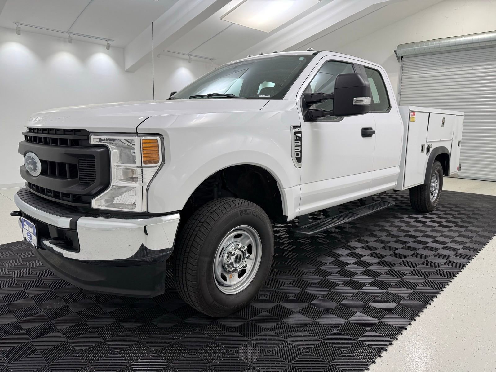 Used 2020 Ford F250 XL w/ Power Equipment Group image 3