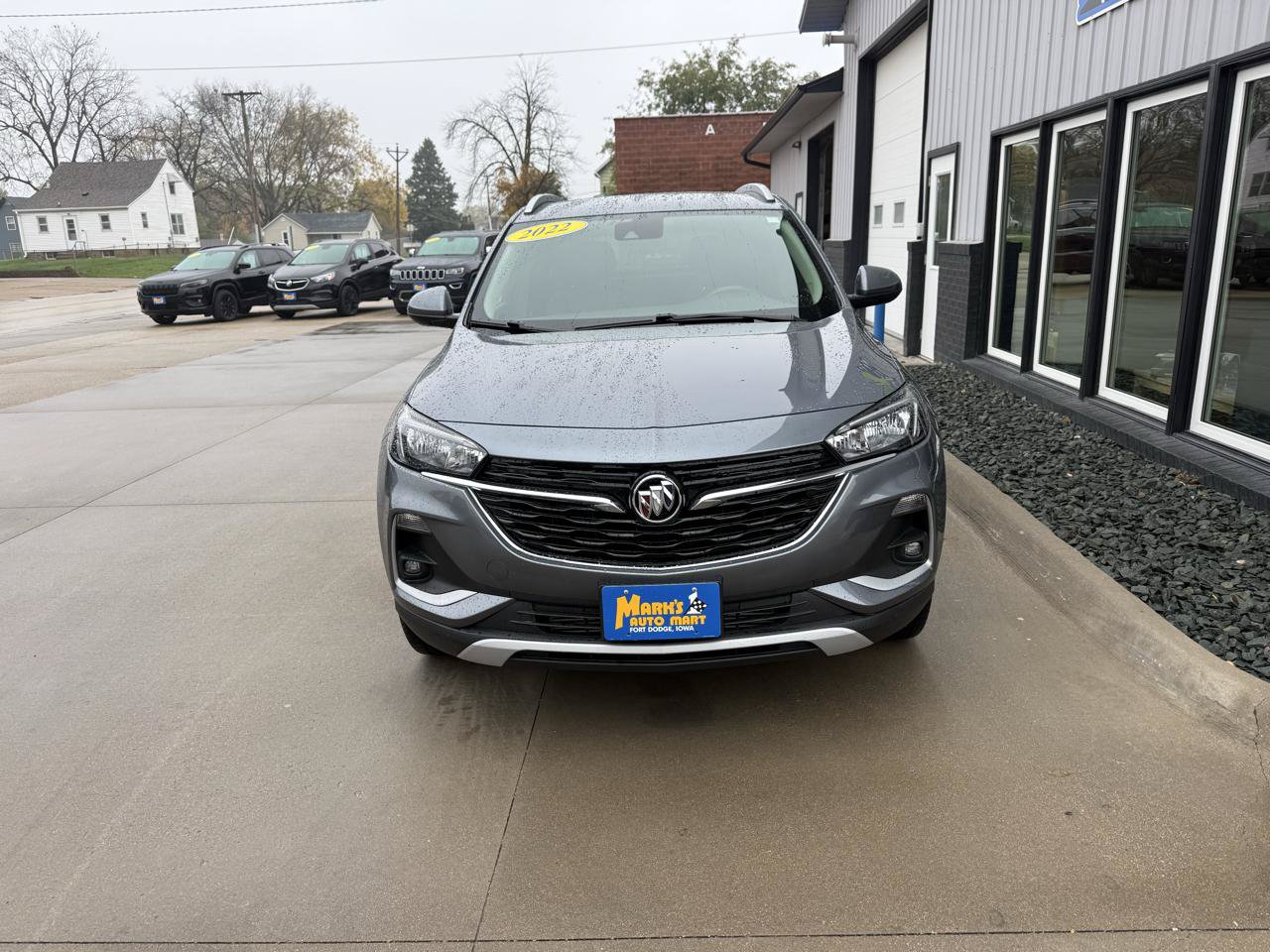 Used 2022 Buick Encore GX Select AWD/4WD image 2