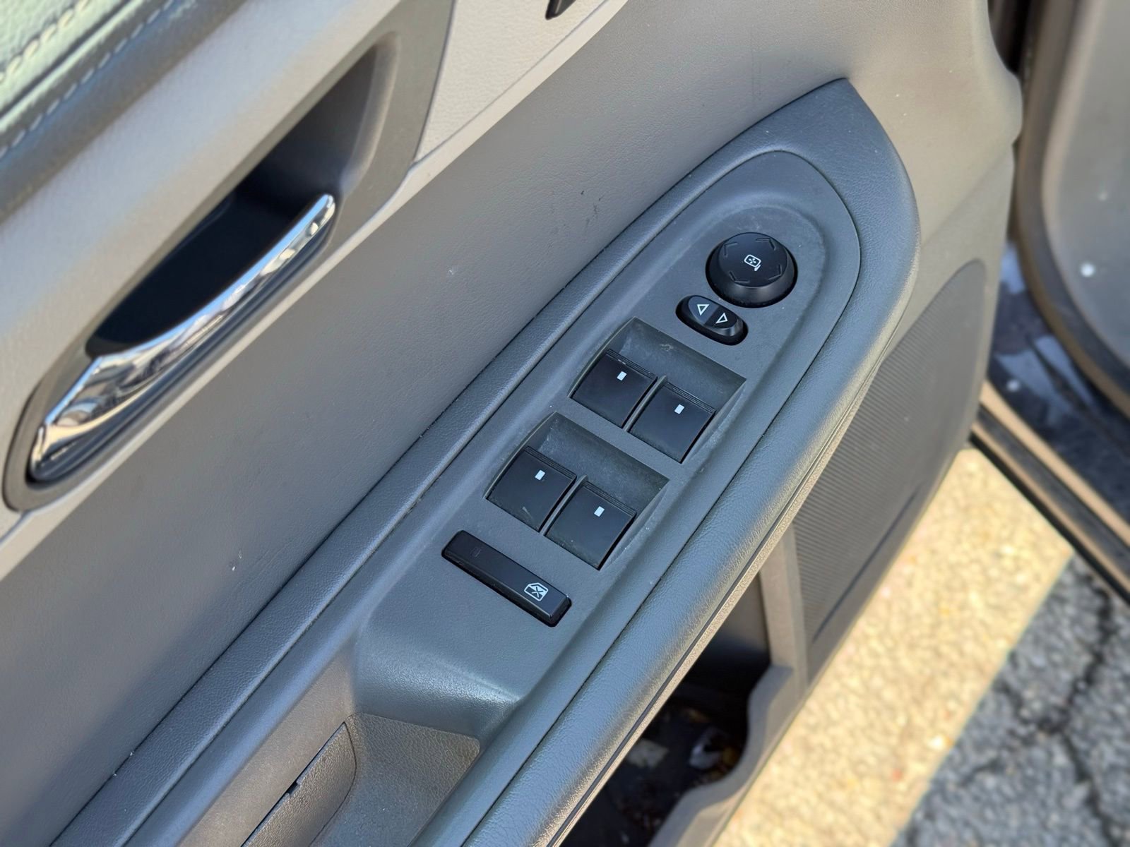 Used 2016 Chevrolet Traverse LS image 6