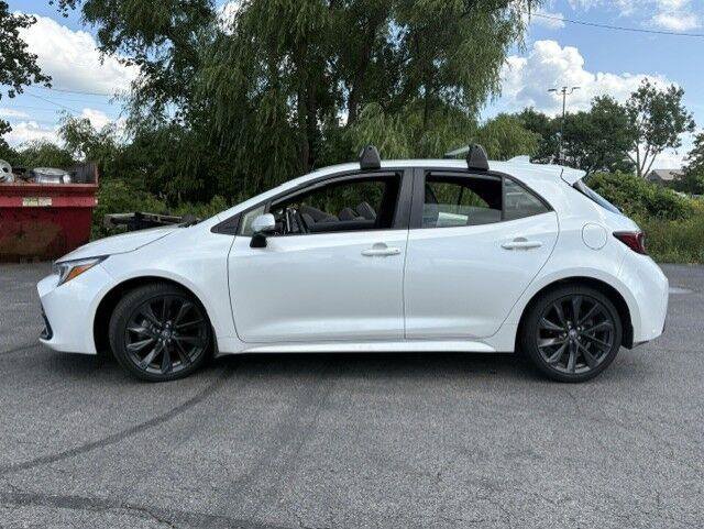 Used 2023 Toyota Corolla XSE FWD image 9