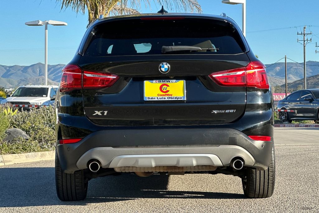 Used 2018 BMW X1 xDrive28i w/ Premium Package image 4