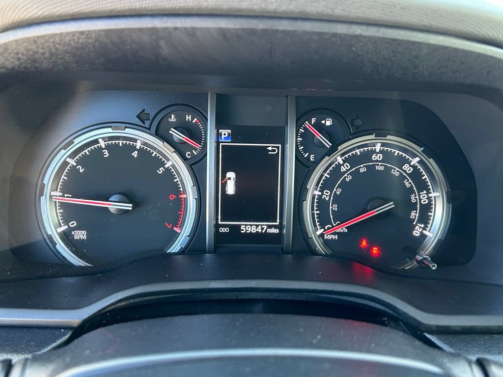 Used 2024 Toyota 4Runner TRD Off-Road Premium AWD/4WD image 17