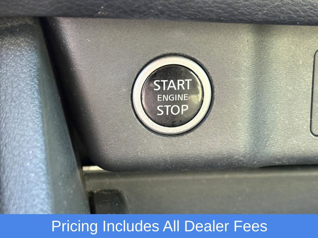 Used 2021 Nissan Rogue S AWD/4WD image 15
