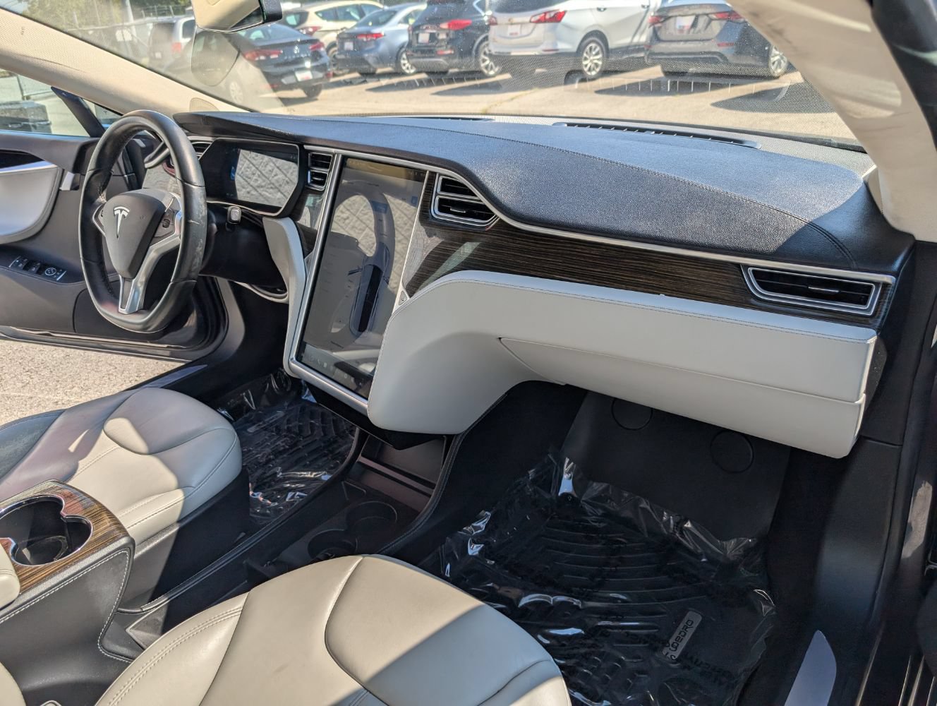 Used 2015 Tesla Model S 60 RWD image 13