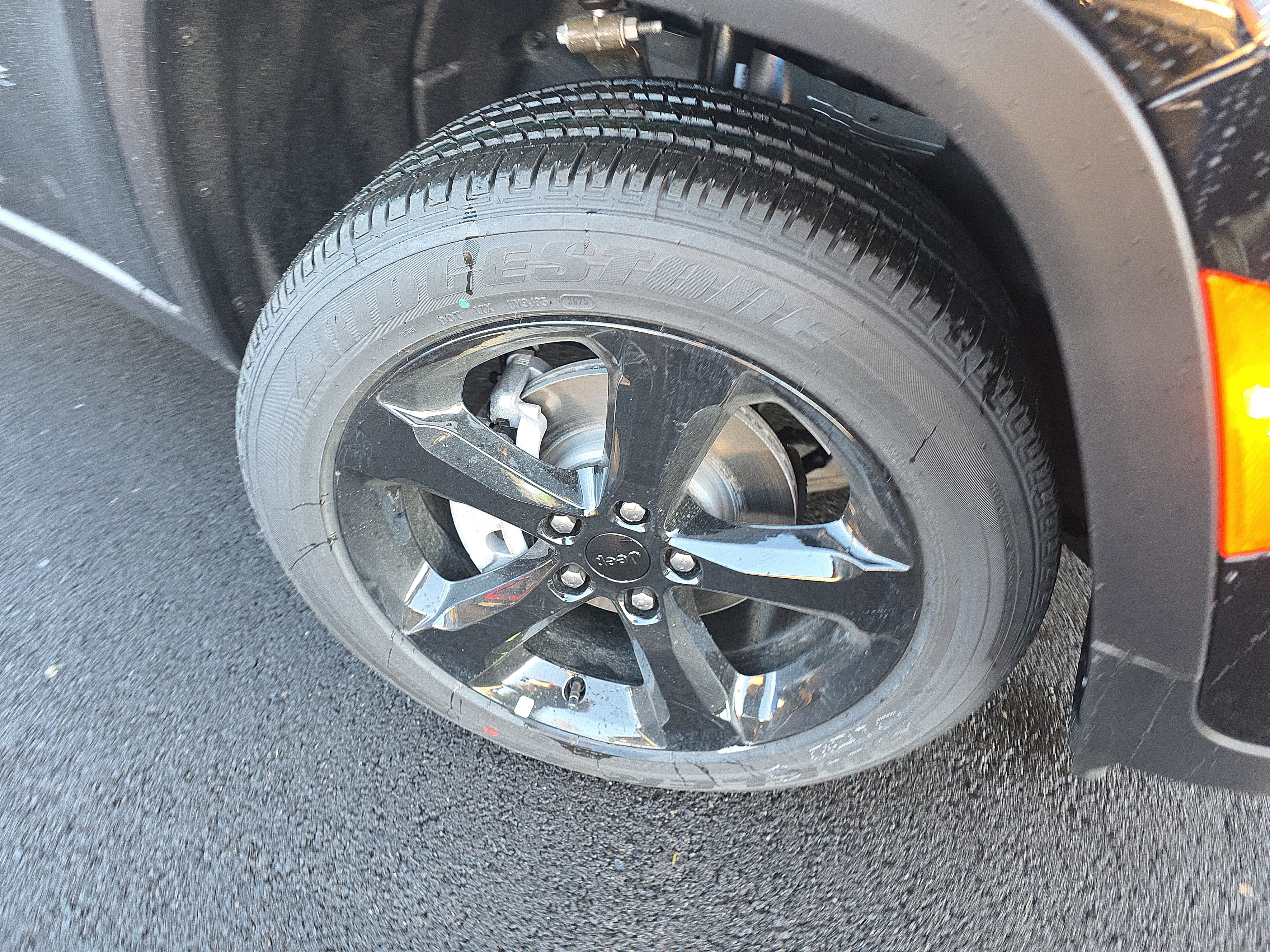 New 2025 Jeep Grand Cherokee Altitude image 25