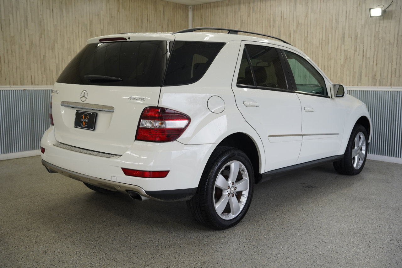 Used 2009 Mercedes-Benz ML 350 4MATIC image 10