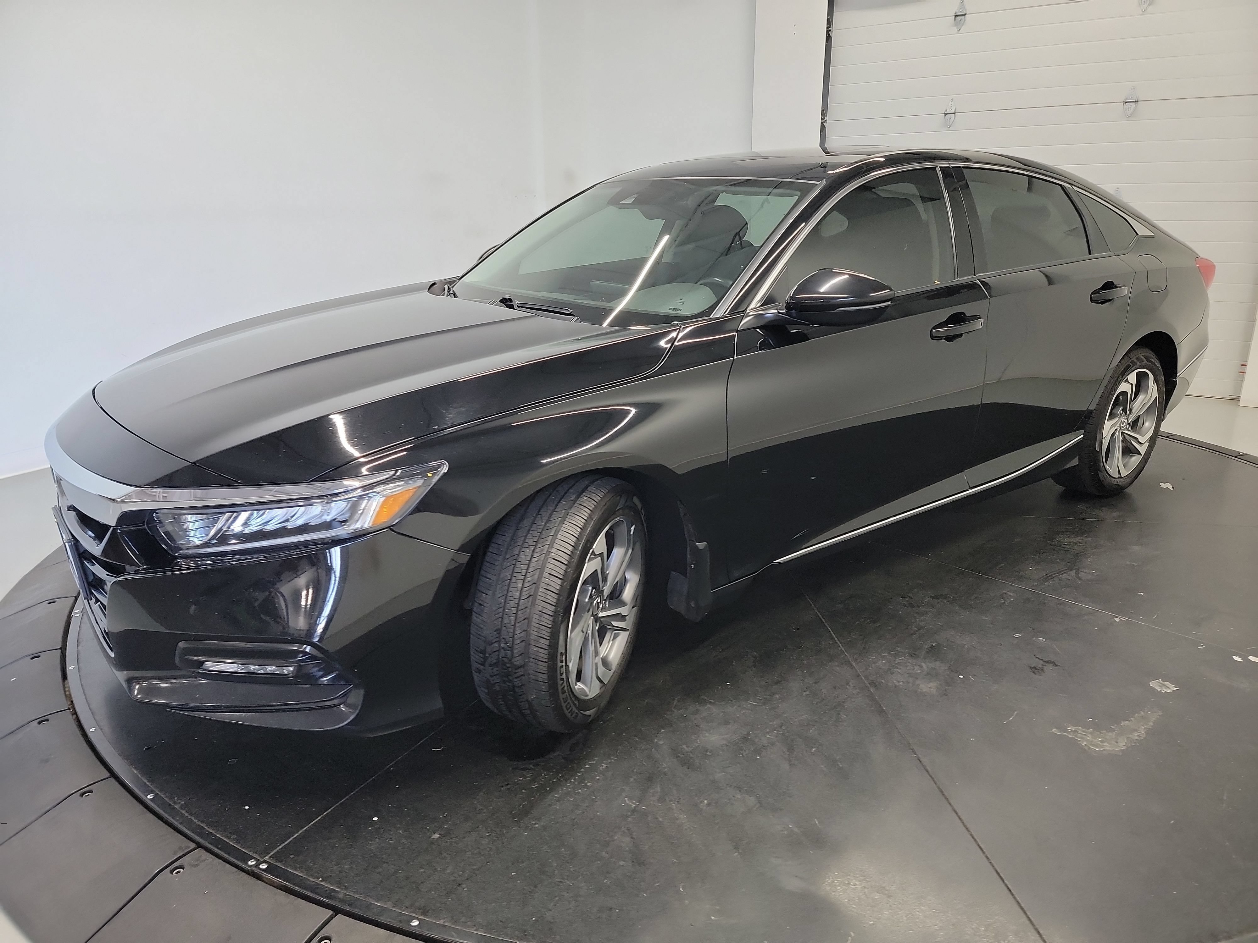 Used 2020 Honda Accord EX-L video 3