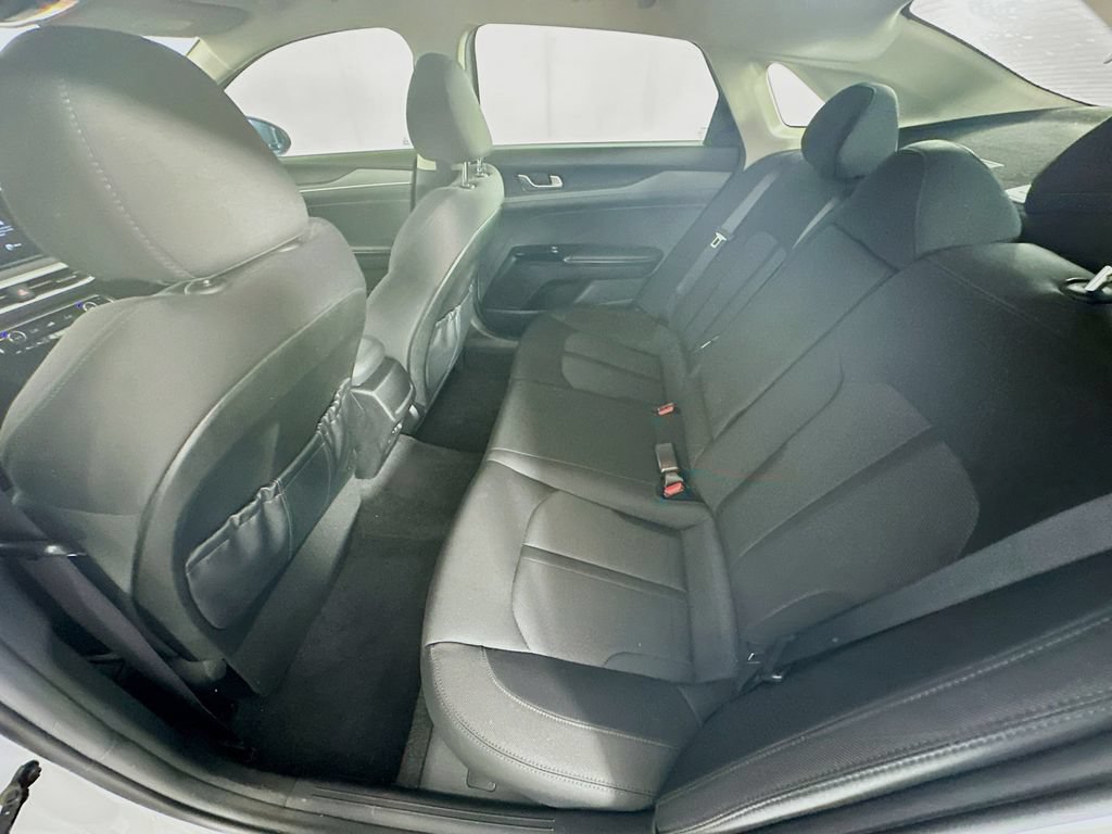 Used 2023 Kia K5 LXS FWD image 30
