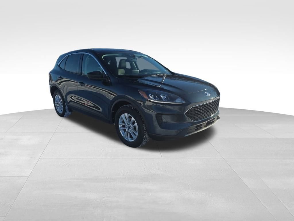 Certified 2022 Ford Escape SE w/ Cold Weather Package image 3